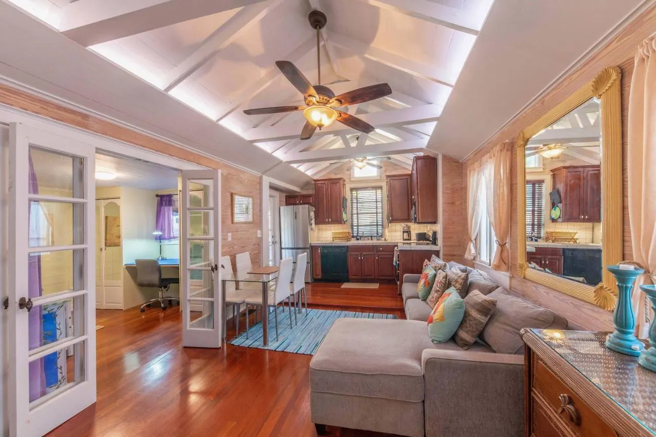 Holiday home *New Listing* Cozy Key West Hideaway In Old Town With A Pool Villa